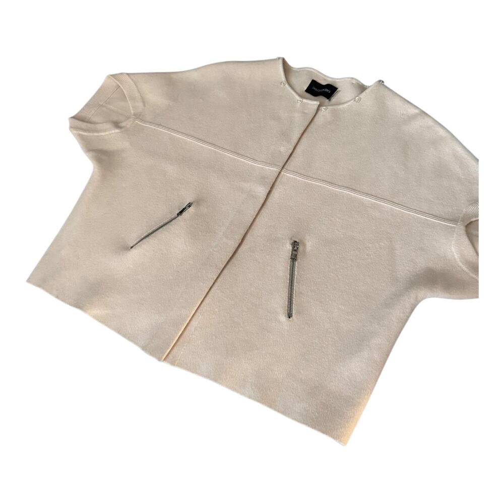 Dolce Cabo Cream Cape with Faux Fur Trim - Picture 13 of 15